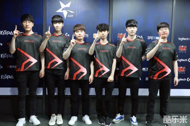 多关于自身 多关于自身